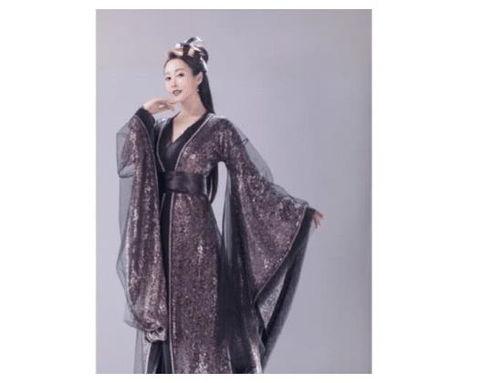 娱乐圈爆料李纯,真相与传闻的交织