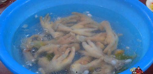 无骨鸡脚爆料怎么做视频,视频教程，轻松学会家常美味